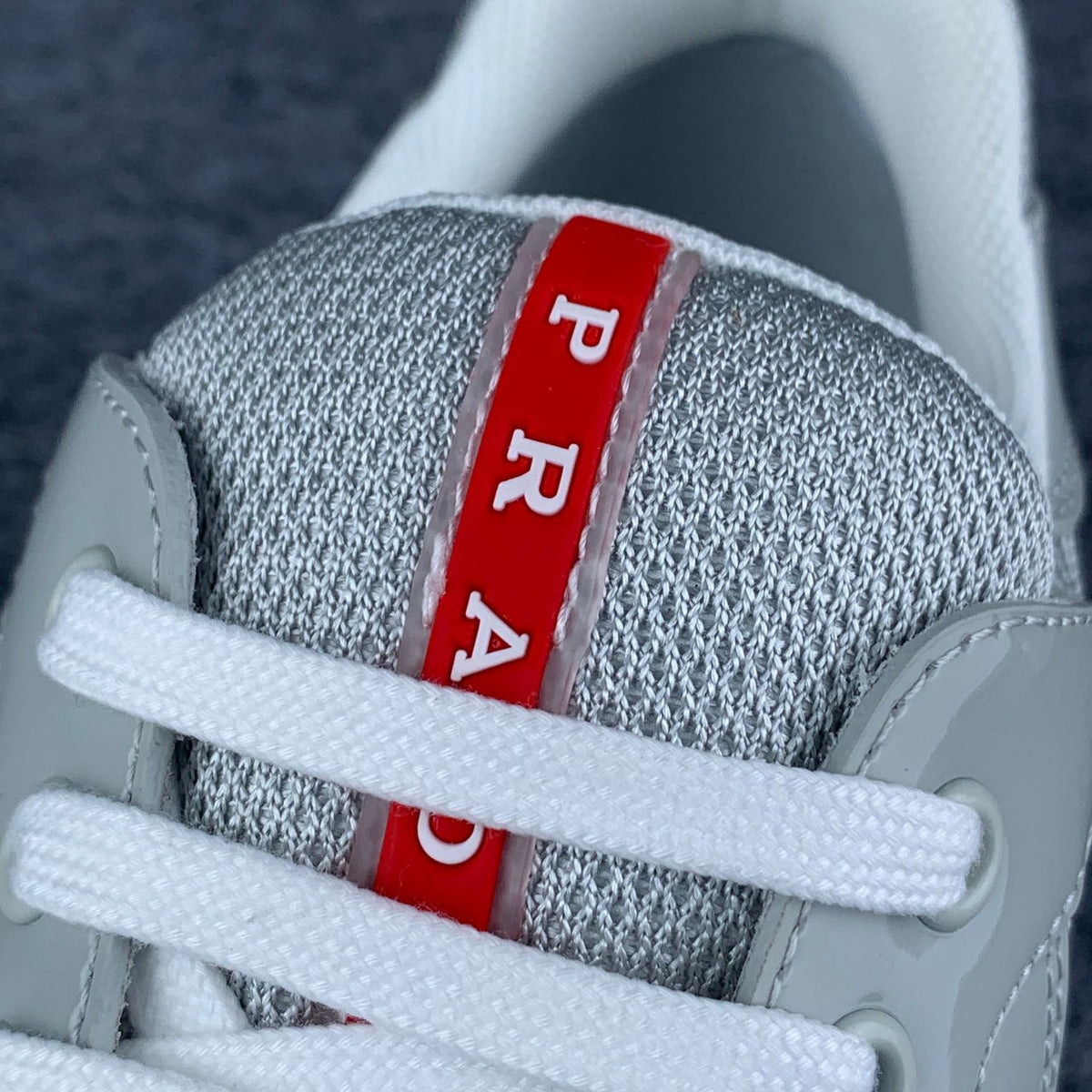 Prada America's Cup 'Pearl Silver'
