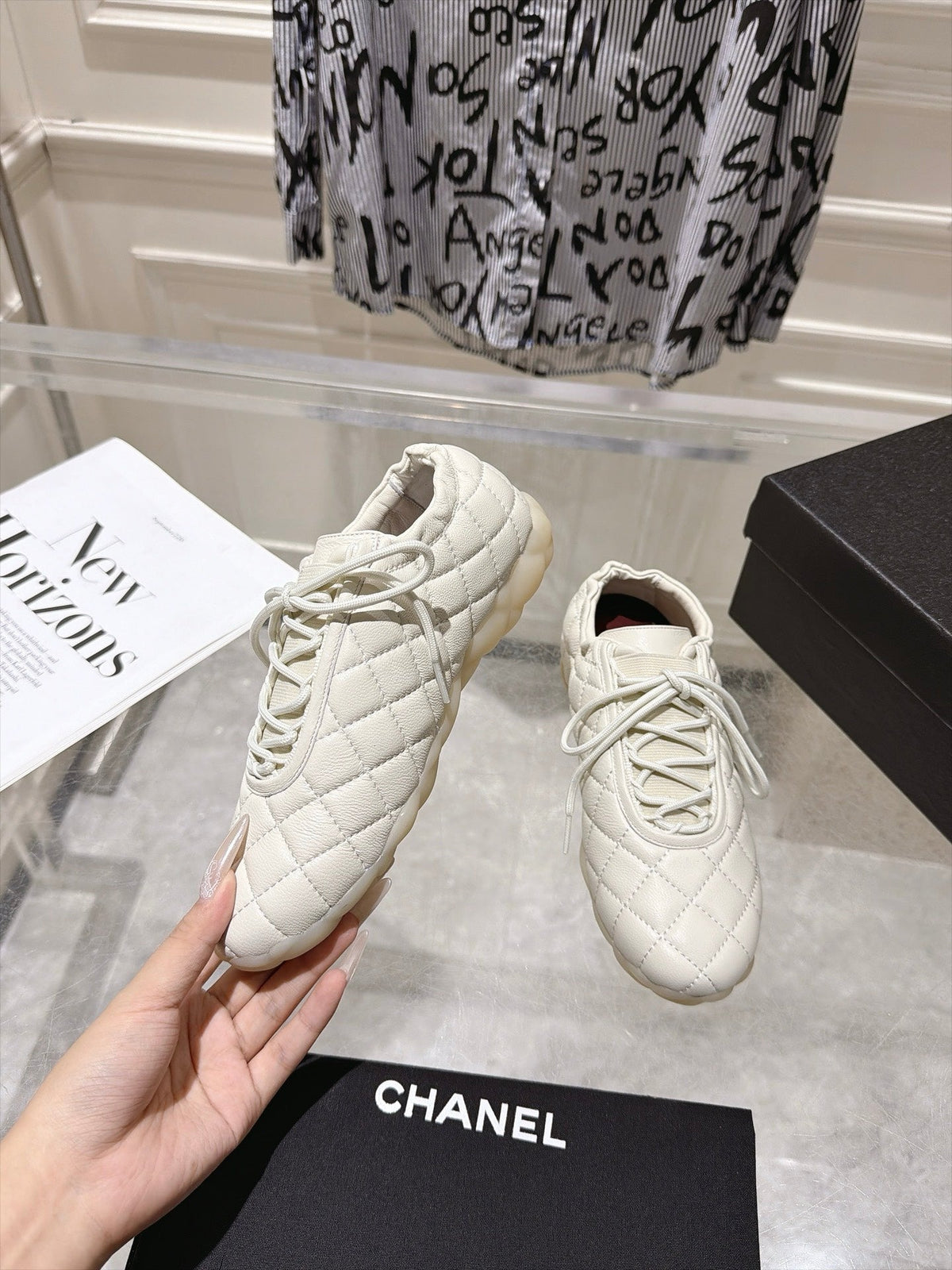 CHANEL 26S LACE UP SNEAKERS IN WHITE LAMBSKIN DIAMOND QUILTING