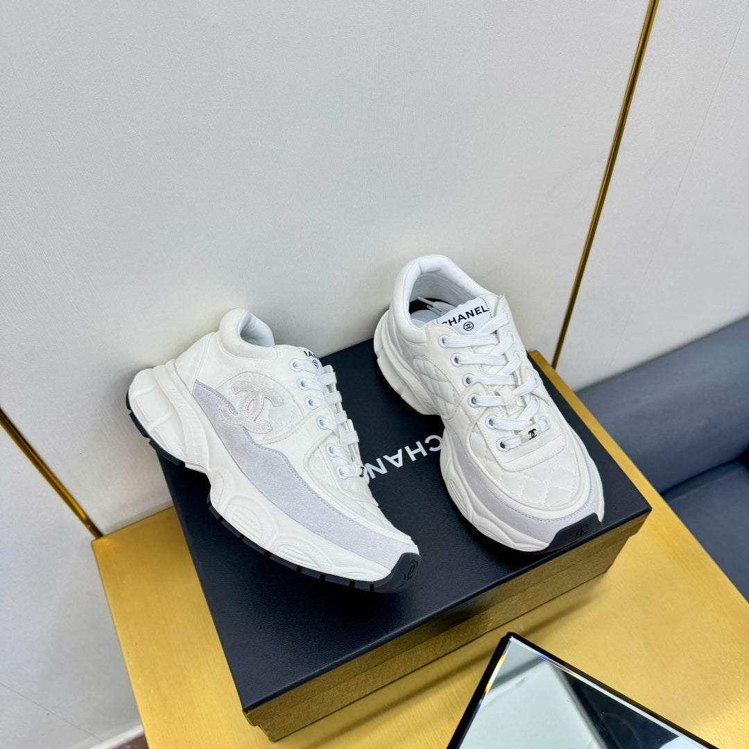 DAD SNEAKER IN WHITE LAMBSKIN AND SUEDE